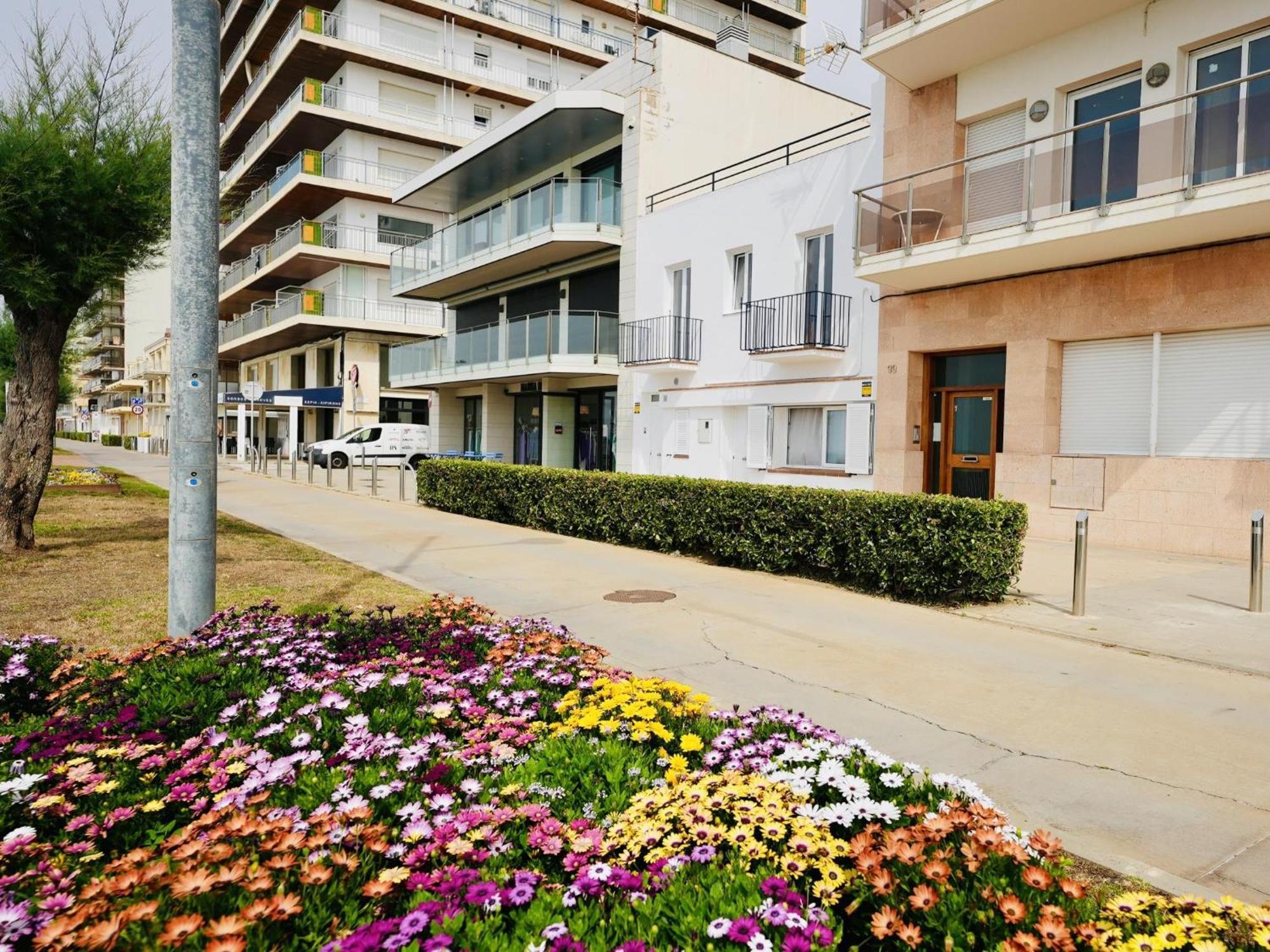 Mundet 2 Baix Terrassa Costabravasi Apartment Сан Антони де Калоне Екстериор снимка